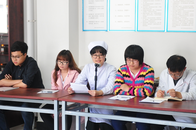 我院召开学生技能竞赛总结会