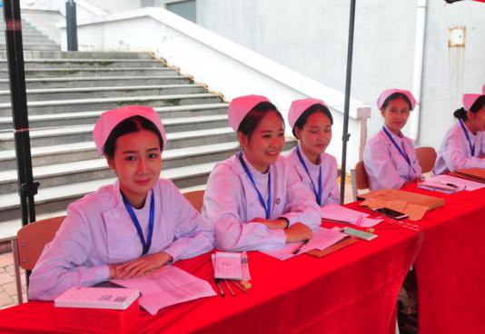 铁岭卫生职业学院2017年迎新工作圆满结束