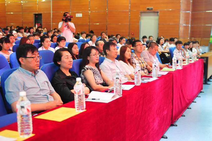 院团委举行“我的青春我的团”最美青年表彰大会