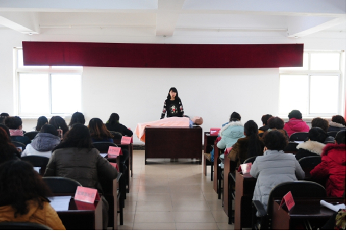 我院社会化服务进社区活动蓬勃开展