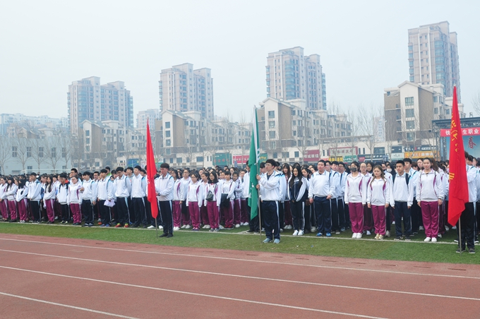 院团委、学生处组织开展“缅怀先烈.牢记使命”主题升旗仪式活动