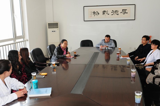 我院召开党的群众路线教育实践活动民主党派代表座谈会