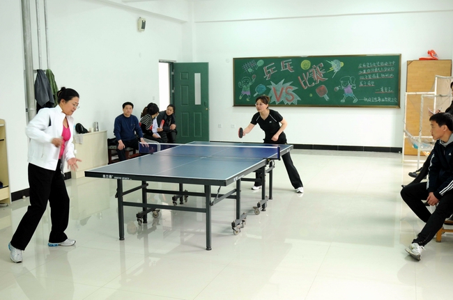 我院教工乒乓球比赛落下帷幕