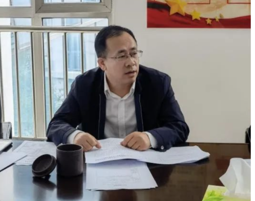 我院党委理论学习中心组开展集中学习